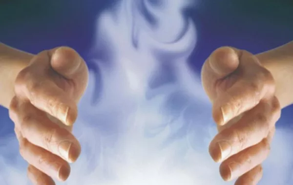 الطب البديل: يحذر من "العلاج بالطاقة" والمروجين له