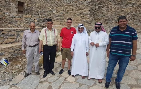 القنصل المصري بالمملكة يزور قرية ذي عين التراثية بمنطقة الباحة