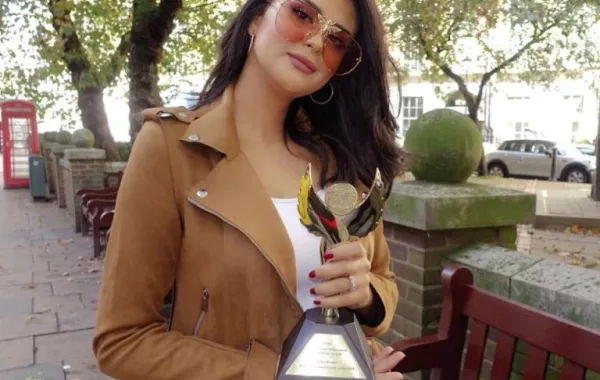 سلمى رشيد تفوز بجائزة أفضل فنانة لسنة 2018