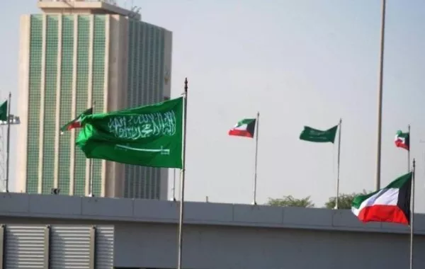الكويت تتزين للضيف الكبير.. الأمير محمد بن سلمان يحل وسط قلوب الكويتيين ووجدانهم