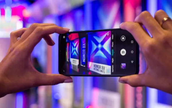 Honor 8X في السعودية ابتداءً من 8 أكتوبر