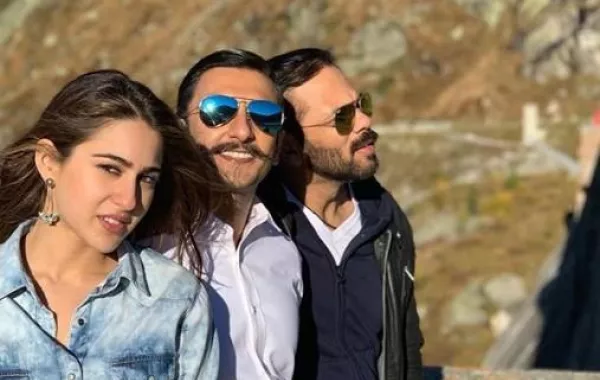 صورة..رانفير سينغ وسارة سيف خان معًا لتصوير "Simmba"
