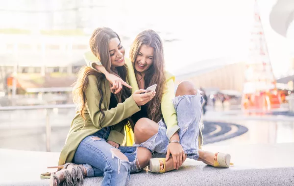 كلام عن الأصدقاء الأوفياء في وقت الشدة