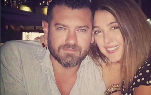 عمرو يوسف وكندة علوش يستقبلان طفلتهما الأولى... شاهدوا صورتها الأولى!