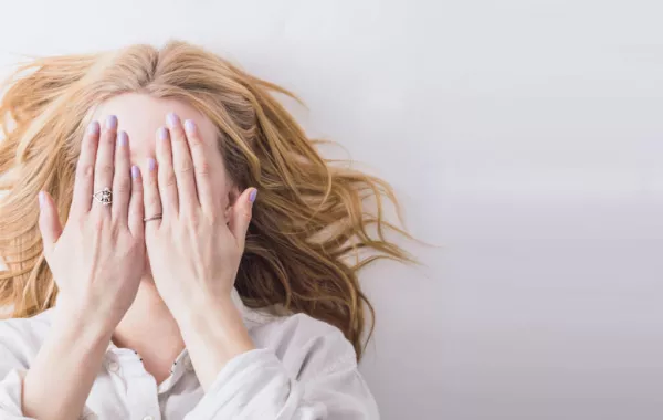 هذه هي أسباب فوبيا الثقوب