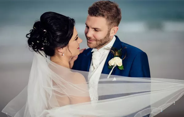 مسجات حب راقية ترسلها العروس الجديدة لزوجها