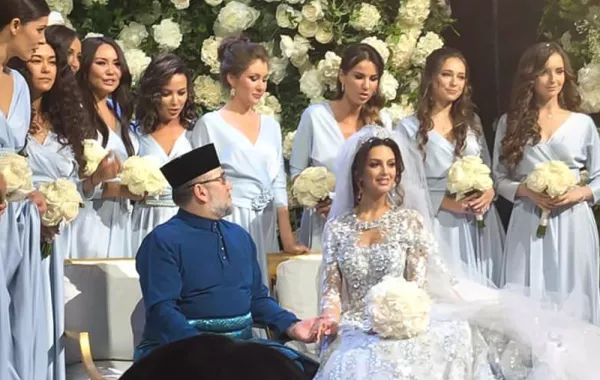 ملكة جمال روسيا تعتنق الإسلام وتتزوج من سلطان ماليزيا