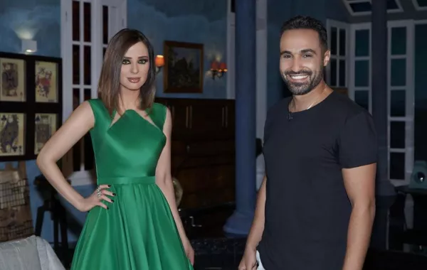 بالفيديو: أحمد فهمي يكشف سر زيجاته "الفاشلة": "محدّش بيستحملني" وهنا الزاهد "لذيذة جدًّا"