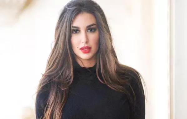 ياسمين صبري تكشف سر إغلاق حساباتها على السوشال ميديا