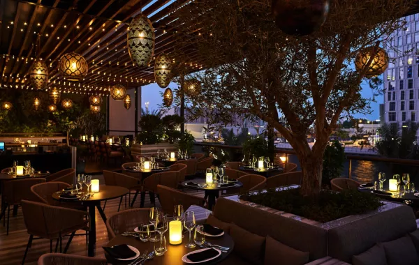 مطعم رؤيا دبي يكمل عرض ليالي المائدة الأناضولية