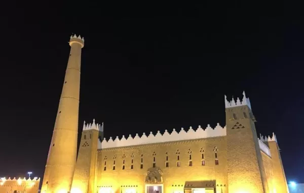 وزارة العمل تقدم عددًا من الخدمات لزوار  مهرجان الجنادرية 33