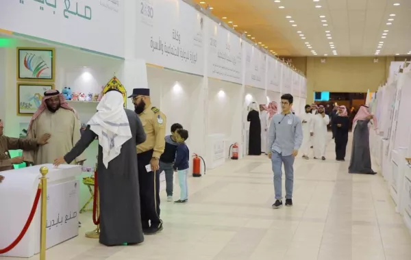 16 جمعية خيرية تشارك في جناح "العمل" بـ "الجنادرية 33"