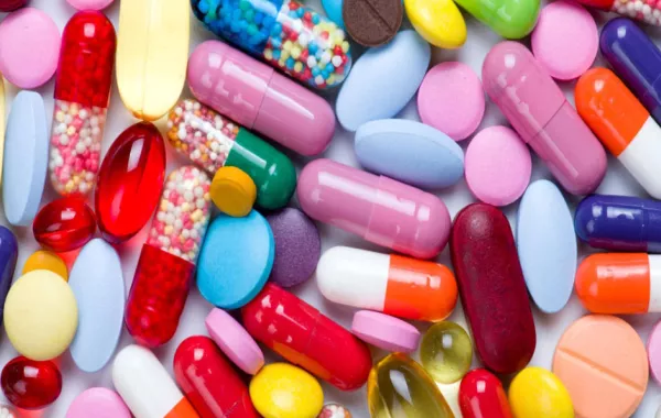 "FDA" تُحذّر: "المضادات الحيوية تُدمر القلب"