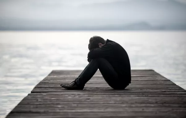 مات والده فانتحر حزناً على فراقه!