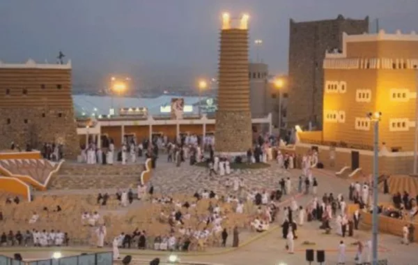 بالصور: عناصر أمنية نسائية تشارك في تأمين الدخول للجنادرية33