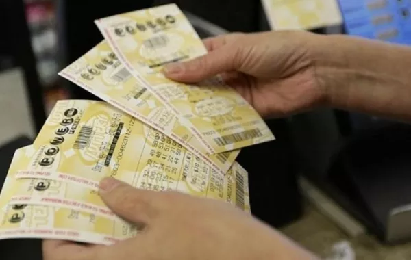 في أميركا: خطأ بسيط يكسب امرأة مسنة 100 ألف دولار