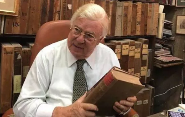 أول قرار من النيابة بشأن ممتلكات الفنان حسن كامي