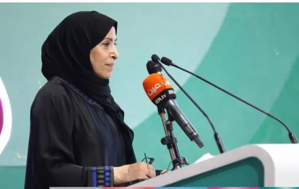 هيا العواد.. تكشف حقيقة فرض شكل محدد للحجاب في المدارس السعودية