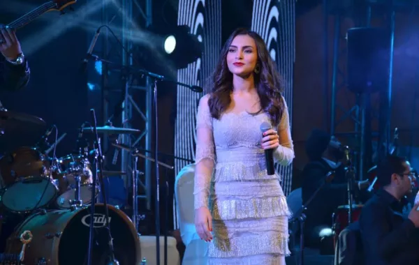 كارمن سليمان بإطلالة جذابة في حفلها برأس السنة