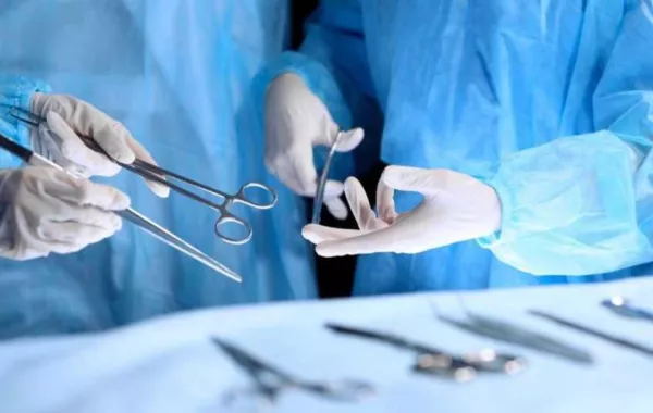 في الطائف: اختناق طفل بسبب حبة فصفص