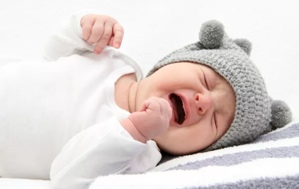 مفاجآت لا تعرفينها عن بكاء طفلك