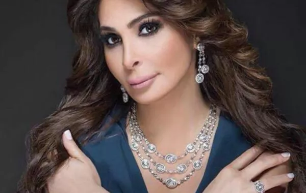 إليسا تحيي حفلًا خيريًّا في القاهرة لصالح مرضى السرطان
