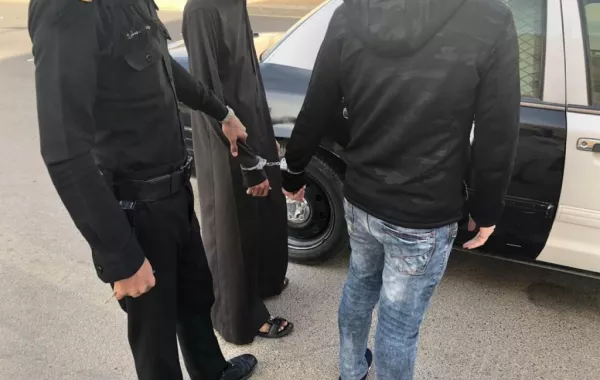 في الرياض: ضبط شخصين يمارسان طب التجميل بالمنزل