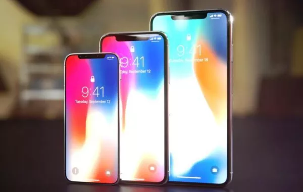 صور: أغلى جرابات iPhone X من دور الأزياء العالمية