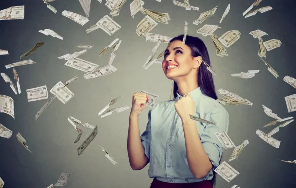 كيف تصبحين ثرية بـ 8 خطوات؟