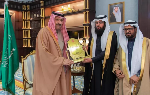فريق موسوعة ويكيبيديا العالمية يزور الباحة
