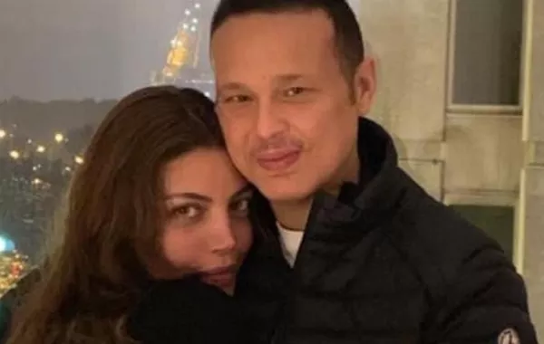 بالصور: الكشف عن الزوج الأول لـ ريهام حجاج... مصوّر لبناني ولها منه ابنة