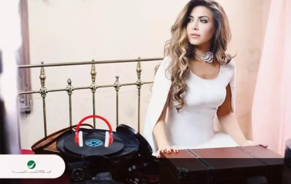 فستان نوال الزغبي يثير الجدل وفانز إليسا يعلقون: ارتدته إليسا في "ذا فويس"