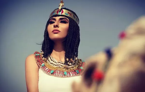 مريم حسين تصف نفسها بالملكة ومتابعون يتهمونها بجنون العظمة