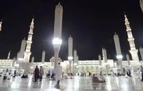 أب ينحر ابنه في المدينة المنورة!