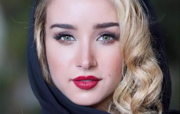 بالصور: نيللي كريم تنضم لحملة البحث عن كلب هنا الزاهد ومكافأة لمن يجده 10 آلاف جنيه
