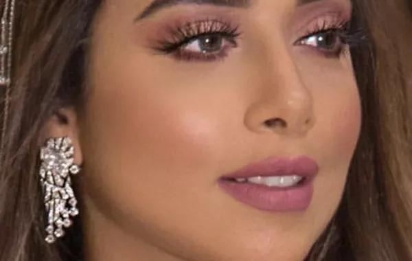 بلقيس تمازح والدها الذي رد على تغريدتها بعد يومين: على نيّاته مو فاهم الطبخة