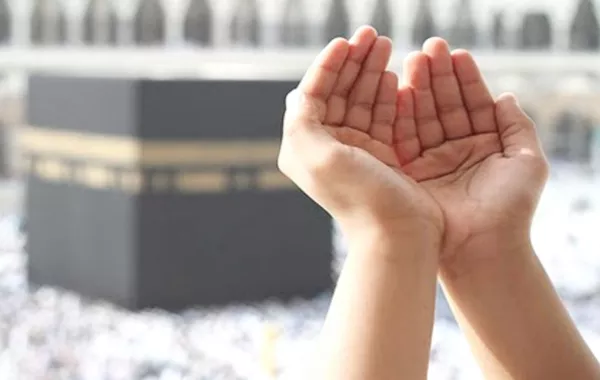 دراسة تؤكد: المتدينون أكثر سعادة من غيرهم