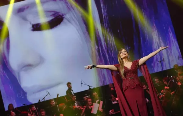 كارول سماحة الفنانة العربية الأولى تغني في دار الاوبرا في كييف
