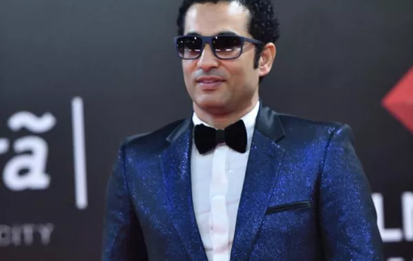 «حملة فرعون» تجبر عمرو سعد على ملازمة السرير أسبوعين