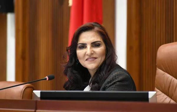 للمرة الأولى.. امرأة تترأس جلسة مجلس الشورى البحريني كاملة