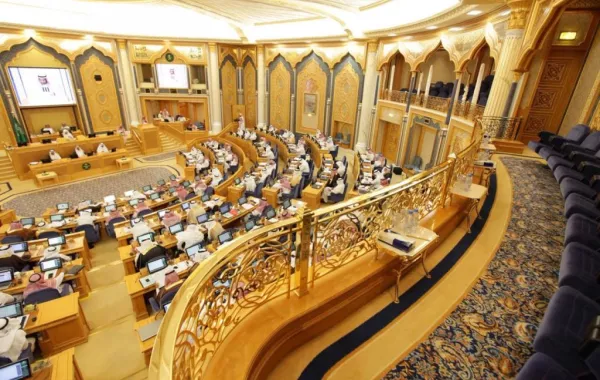 الشورى: ينصف المرأة... ويحسم أمر رسوم الوافدين