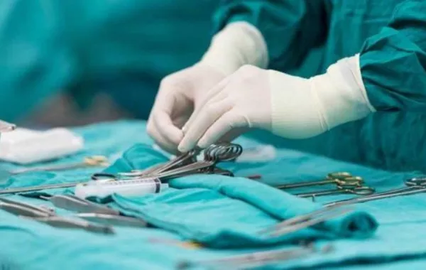 إنقاذ حياة فتاة من ورم متضخم في العاصمة المقدسة