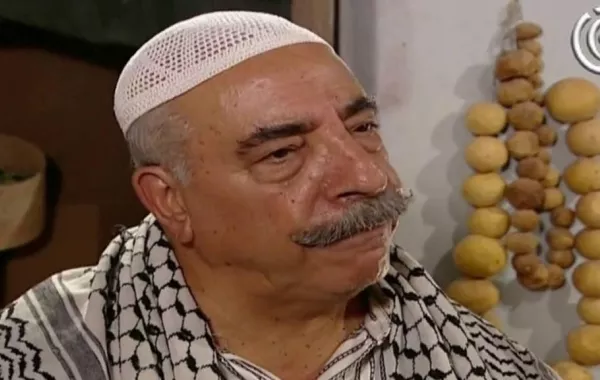 الفنان محمد الشماط في العناية المشددة بعد تعرضه لأزمة قلبية
