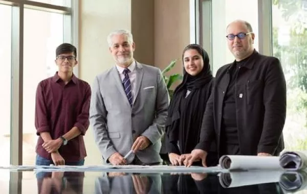 تحدٍ جديد تطلقه "دبي القابضة" لطلاب الإمارات