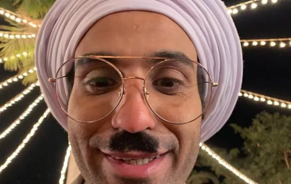 بالصور: أحمد فهمي أول ضحايا إصابات دراما رمضان 2019 خلع إصبع يده اليمنى وقطع في الوتر