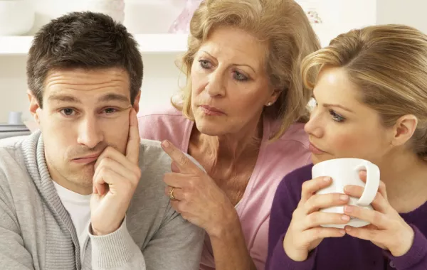 معاناة مع عائلة الزوج؟ إليكِ كيفية التصرف