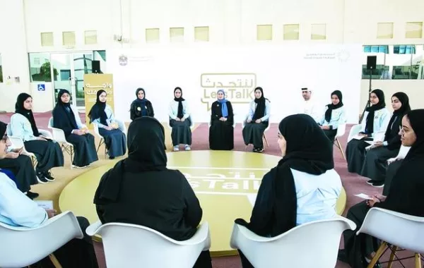 إطلاق "لنتحدث" دعماً للطالب الإماراتي