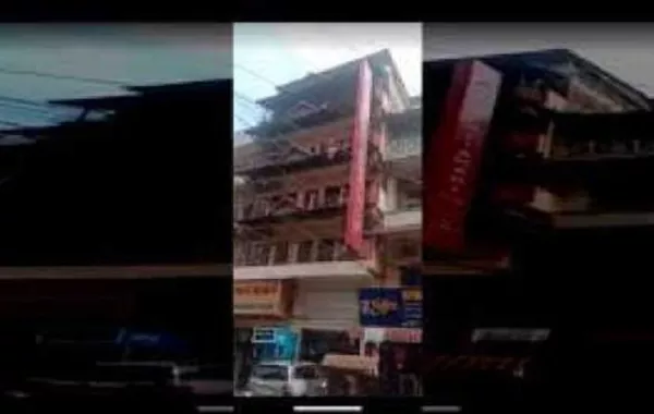 شاهد: لحظات انتحار امرأة من الطابق الرابع وسقوطها على سيارة
