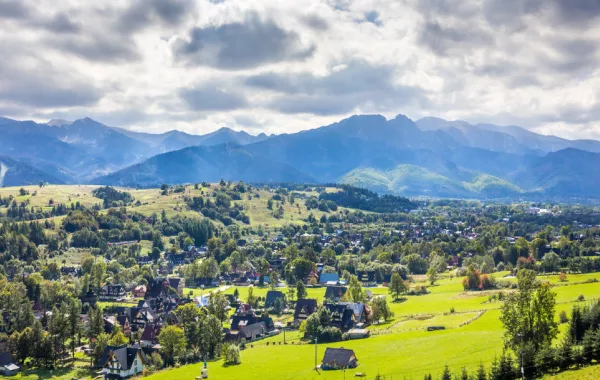 10 نشاطات عند السياحة في زاكوباني