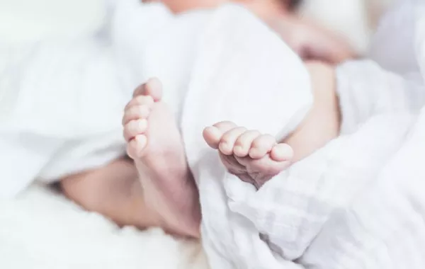 وفاة طفل رضيع أجريت له عملية «خِتان» غير شرعية في إيطاليا